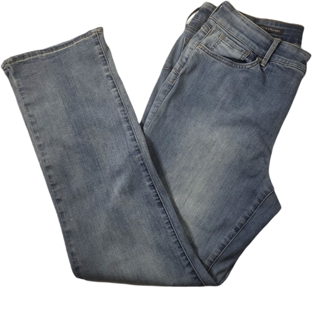 NYDJ Marilyn Straight jeans Featuring their signature Lift-Tuck Technology Sz 14